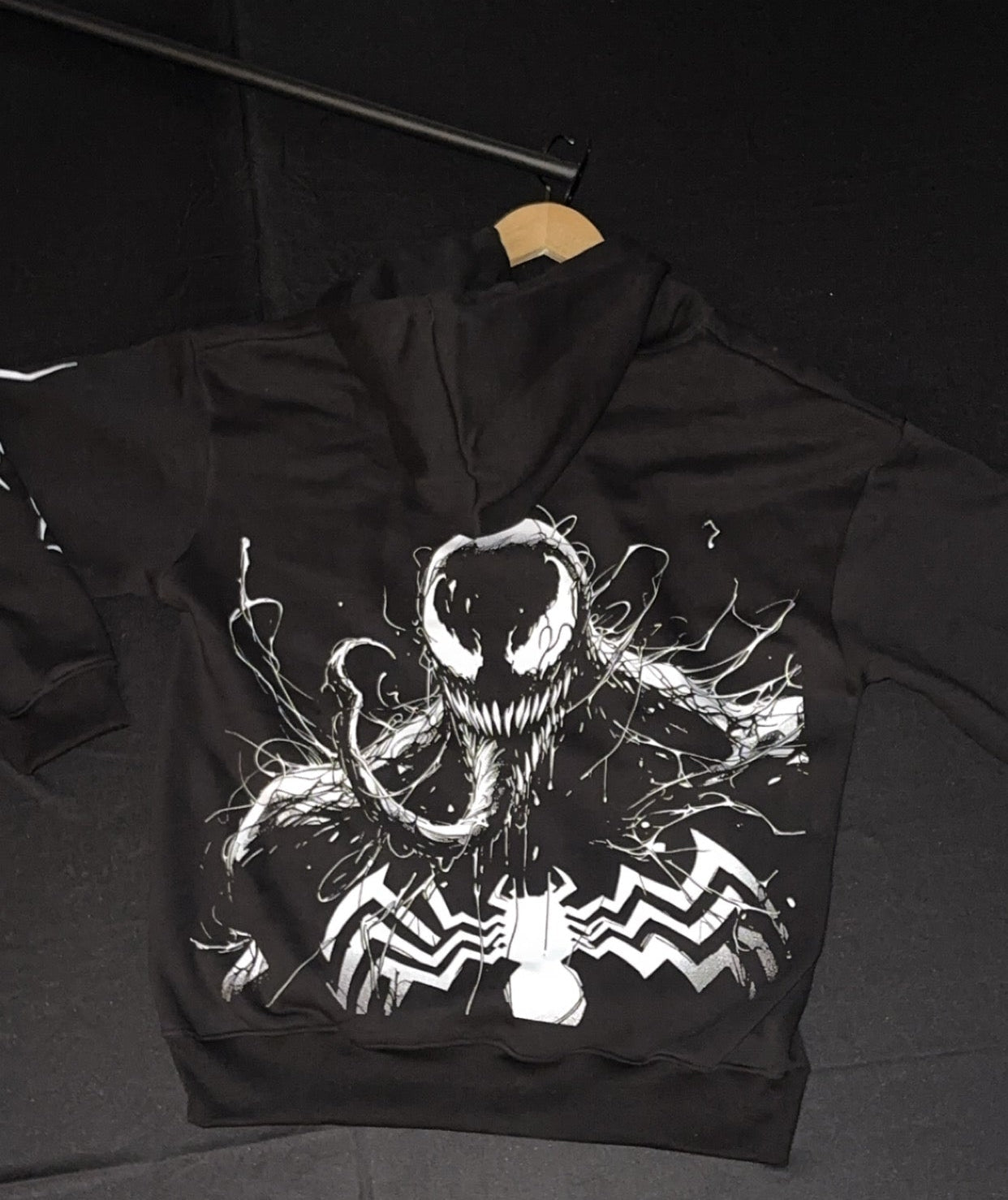 VENOM HOOD!